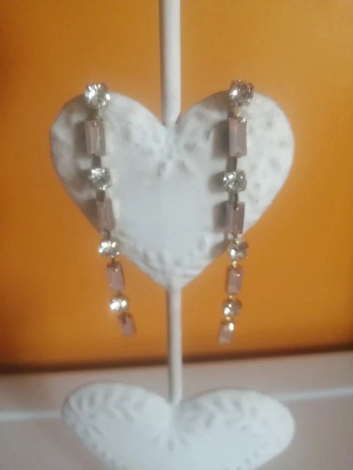🌸Elégantes Boucles d'oreilles pendantes ornées de cristaux "Konplott" 🌸