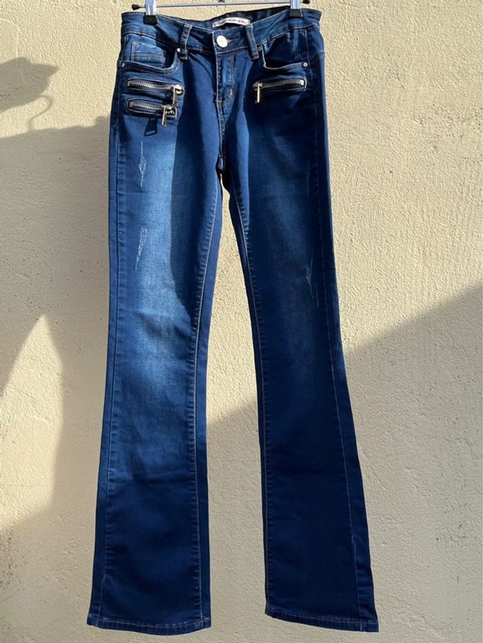 Jean taille basse pattes d’eph bleu nuancé - zips décoratifs - photo numéro 8