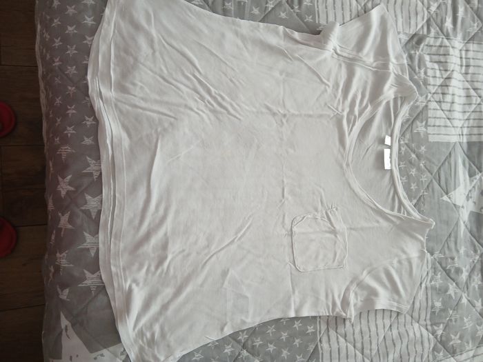 Tee-shirt blanc - photo numéro 3