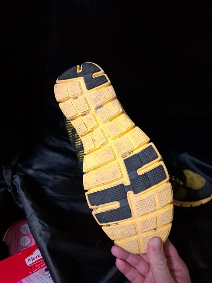 Basket lauf 41 mais correspond à un 40 - photo numéro 2