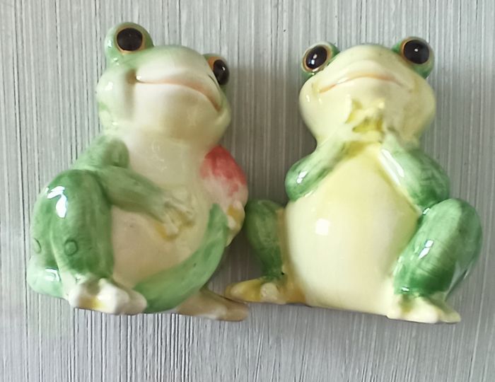 Lot saliere et poivriere grenouilles vintage