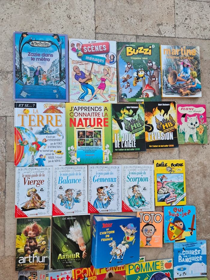 Lot 23 livres + 11 magazines enfant - photo numéro 2