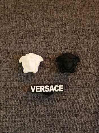 Jibbitz/PinsCrocs/Charms