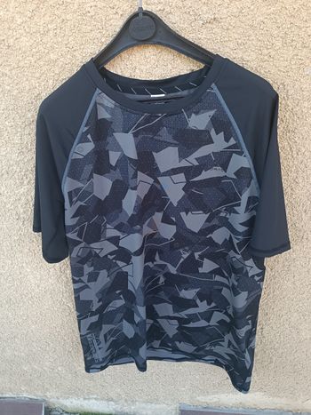 T-shirt sport