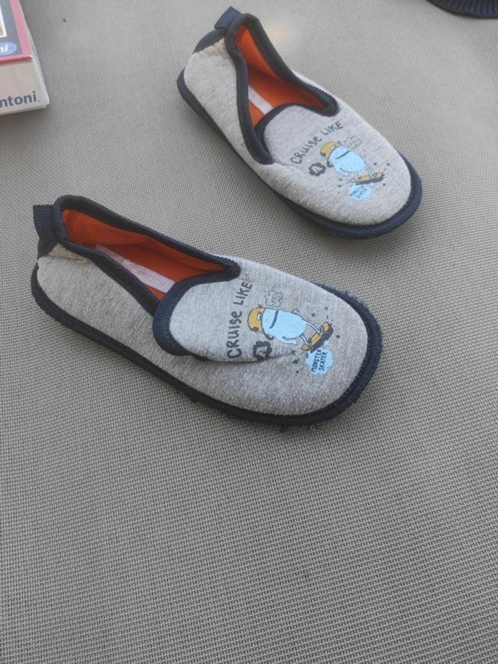 Chaussons t 32 - photo numéro 2
