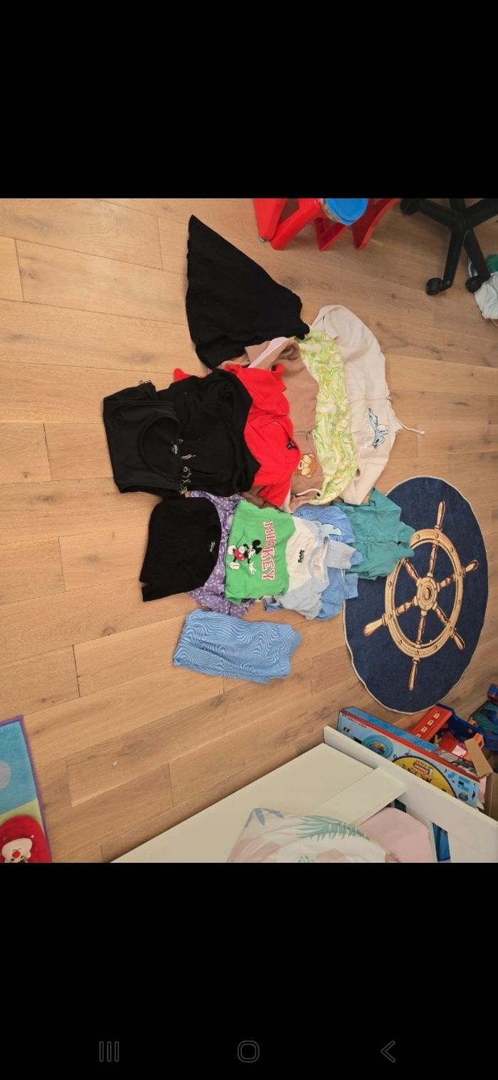 Lot vêtements taille XS
