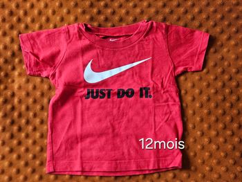 T-shirt nike