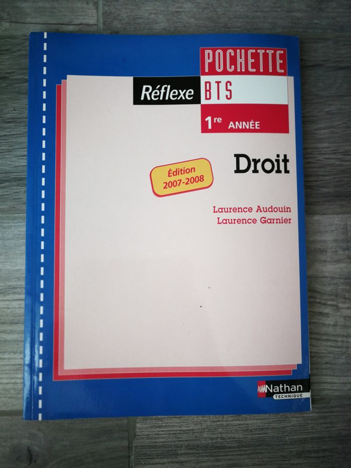 BTS 1 e année Droit , pochette Réflexe