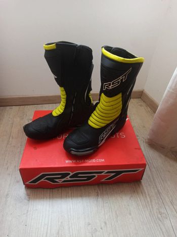 Bottes Moto RST Tractech Evo III Sport CE – Taille 47 / 12 UK – Noir & Jaune Fluo