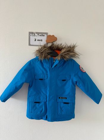 Manteau bleu - taille 3 ans 🌼