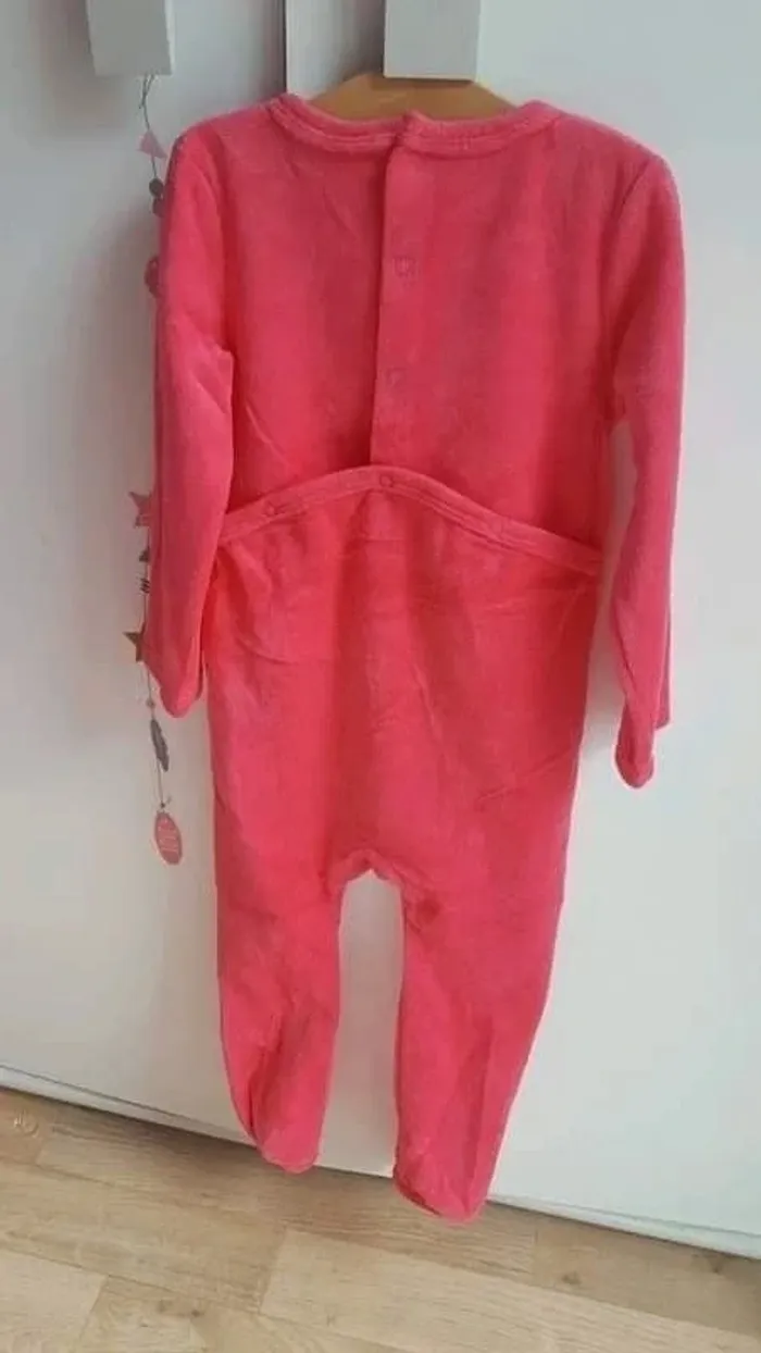 Pyjama 1 pièce - 24 mois 🎀 - photo numéro 2