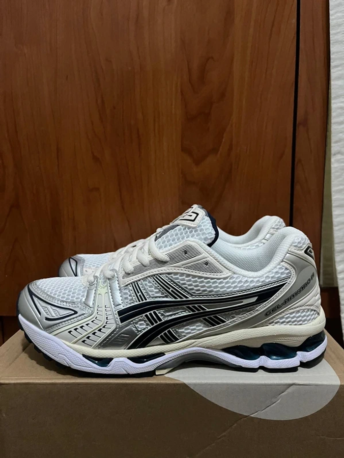 Asics Kayano 14 Taille 41.5