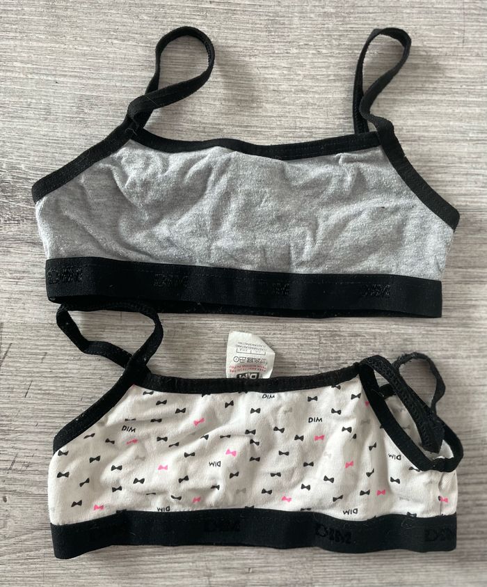 Lot 2 brassières 4/5 ans Dim - photo numéro 3