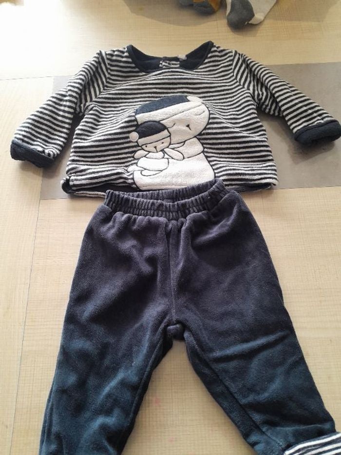 Pyjama 9 mois 2 pièces