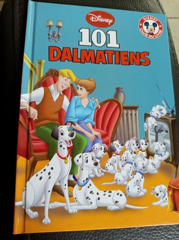 Livre les 101 dalmatiens