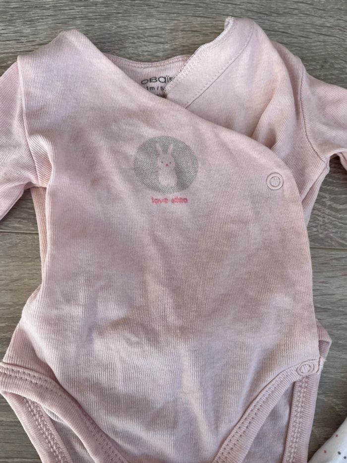 Lot 3 body bébé fille 1 mois - photo numéro 3
