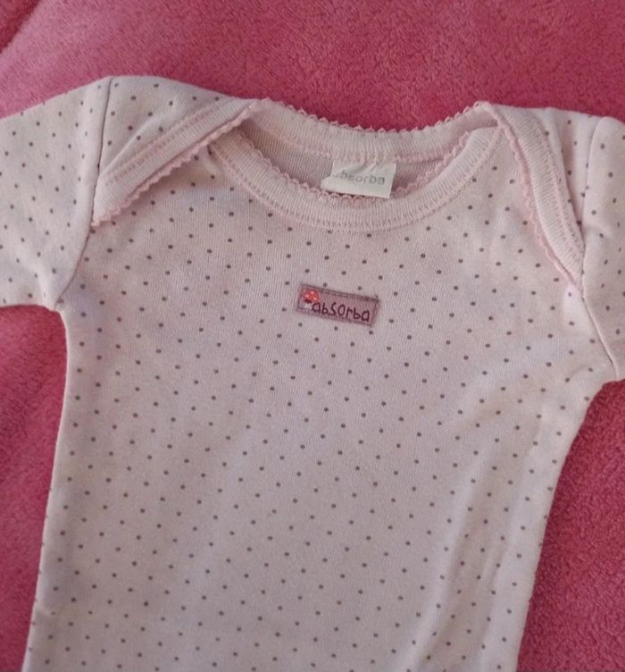 Lot de 3 bodies Absorba taille 3 mois en très bon état - photo numéro 4