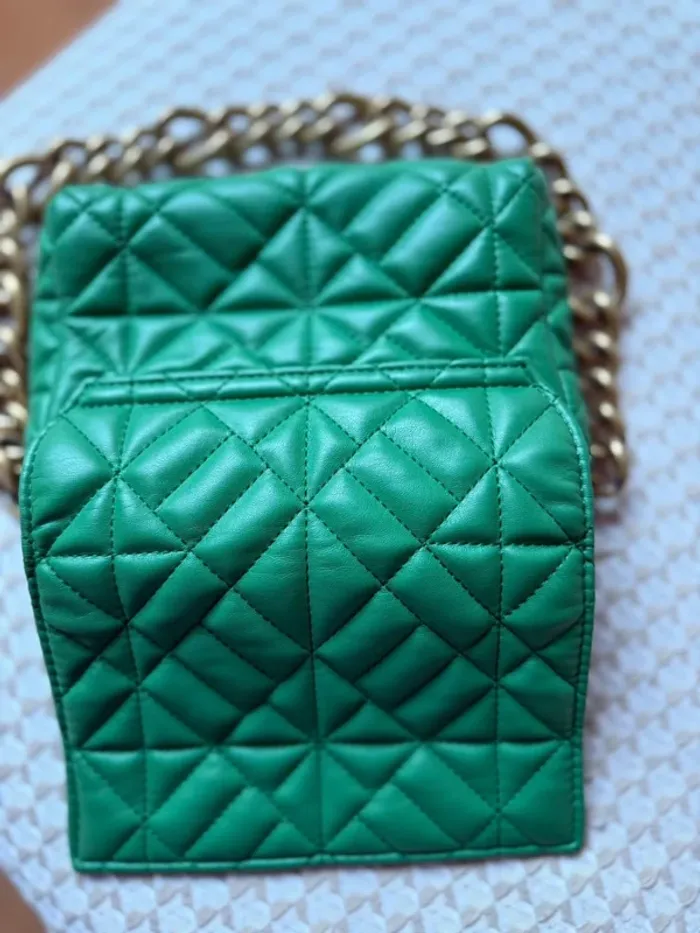 Superbe sac matelassé simili cuir vert Zara état neuf 🌸 - photo numéro 6