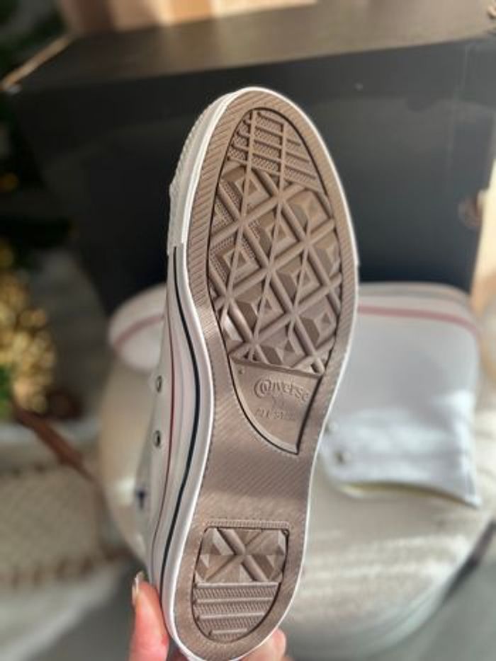 Converse - photo numéro 4