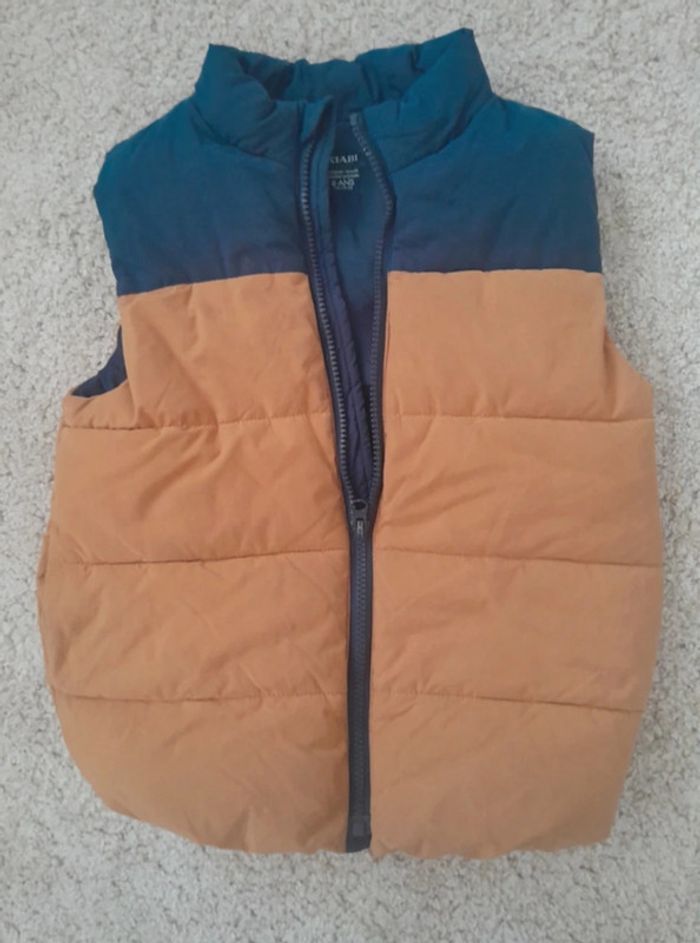 Doudoune sans manches Kiabi taille 6 ans💫 - photo numéro 2