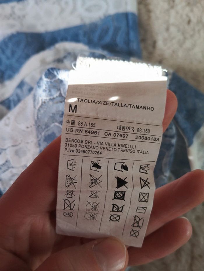 Débardeur benetton dentelle taille M - photo numéro 2