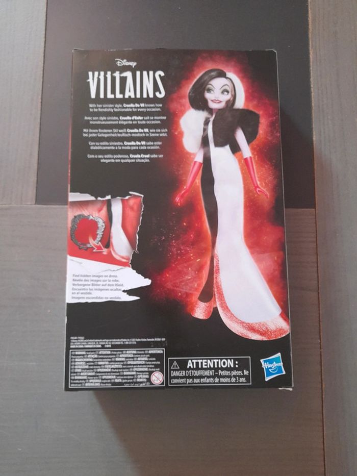 Lot de 2 figurine villains - vilainous barbie - photo numéro 3