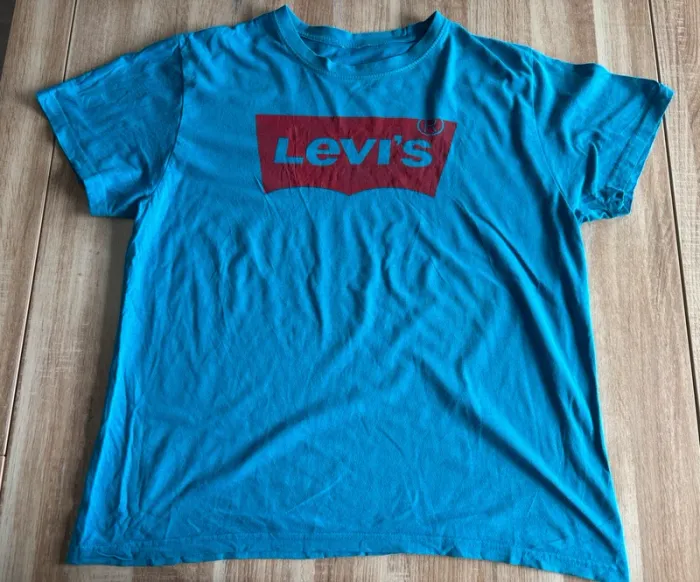 T-shirt Lévis bleu
