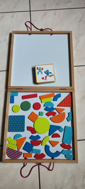 Mallette geoform oxybul