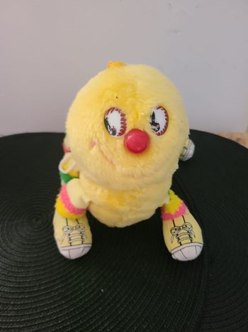 Peluche ancienne Chenille Jaune FAMILIPATTES MILLE PATTES