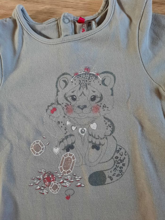 T shirt fille gris manches longues à motif "tigre" Orchestra 18 mois - photo numéro 2