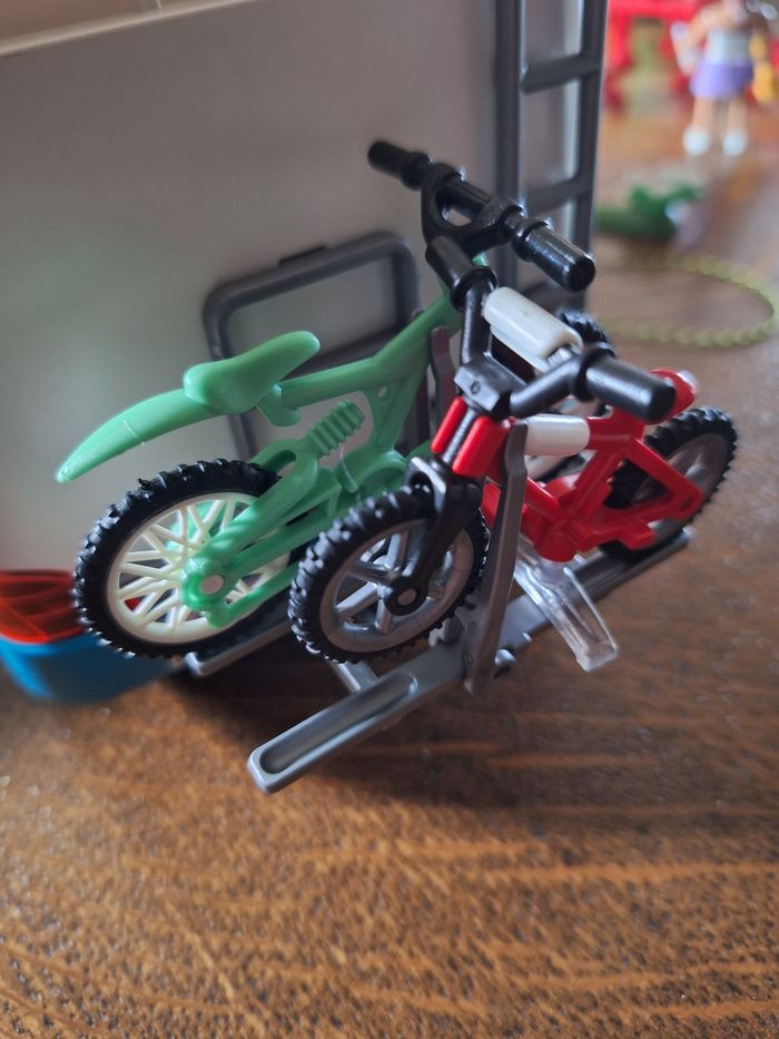 Playmobil camping car 70088 + piscine 9422 - photo numéro 4