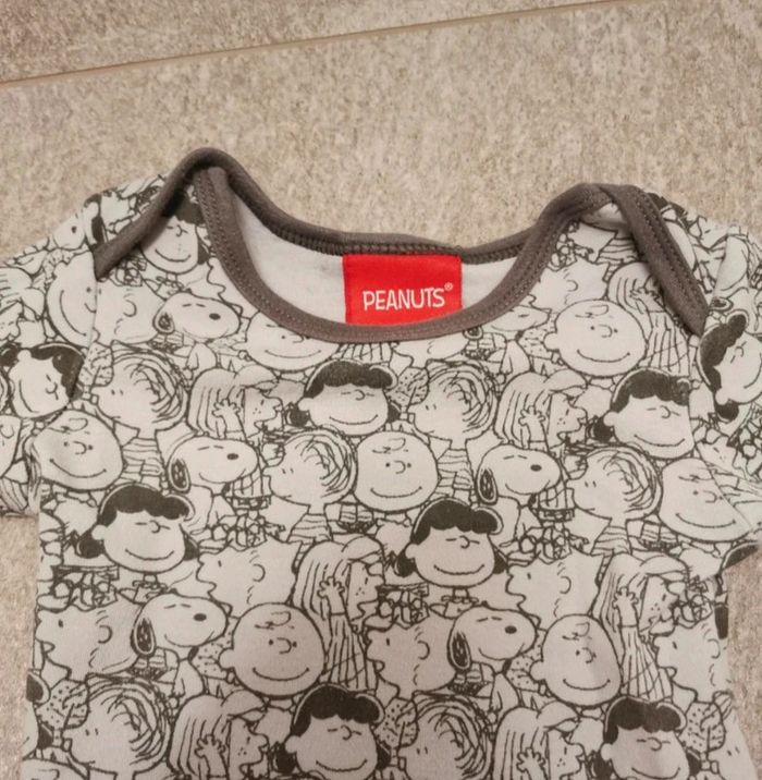 Body à manches longues bébé garçon 9/12 mois Snoopy comme NEUF - photo numéro 2