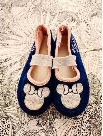 Chaussons Disney, taille 27