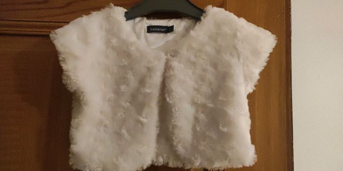 Boléro en fausse fourrure