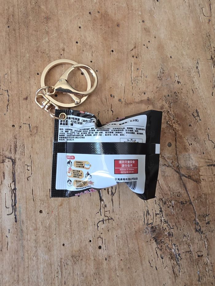 🍜 Porte-clé style Japon kawaii - Mini ramen épicé 🌸 - photo numéro 3