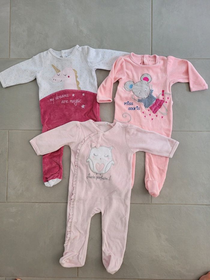 Lot pyjamas velour 9 mois