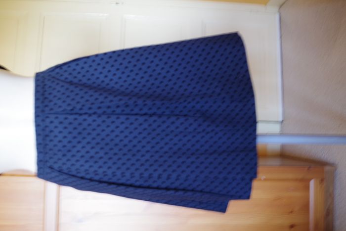 Naf Naf -Jupe à pois Bleu marine T 42