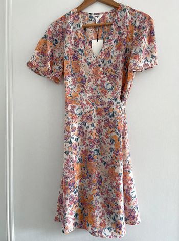 🌟 Robe à nouer à fleurs blanc et orangé