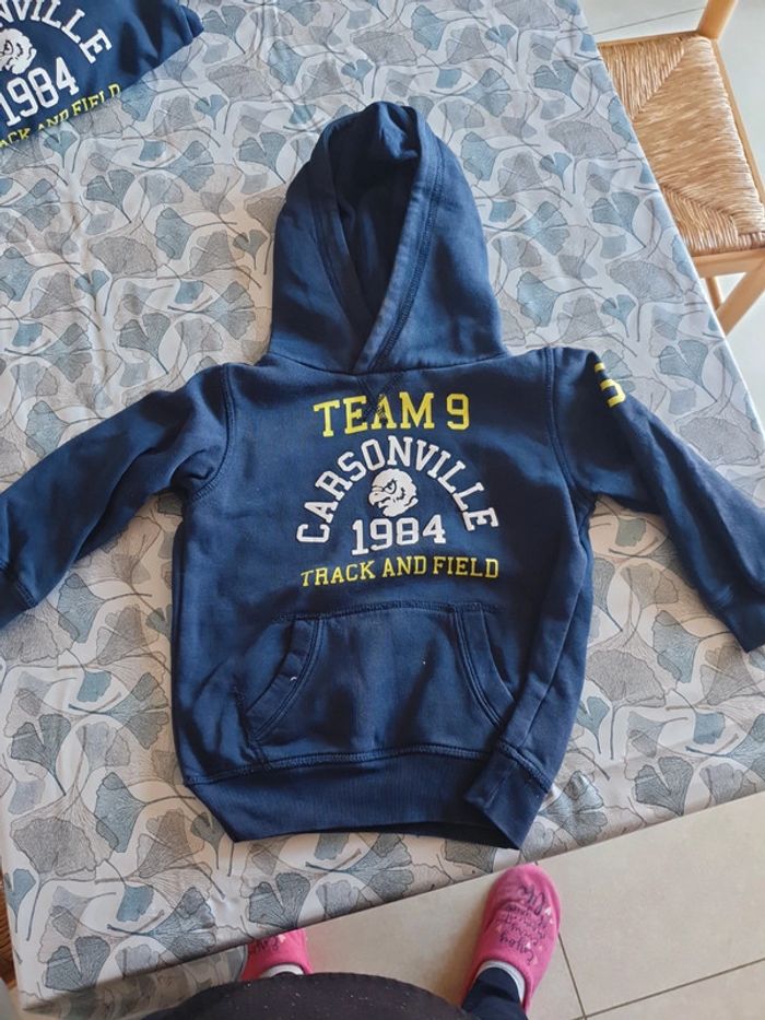 Pull à capuche