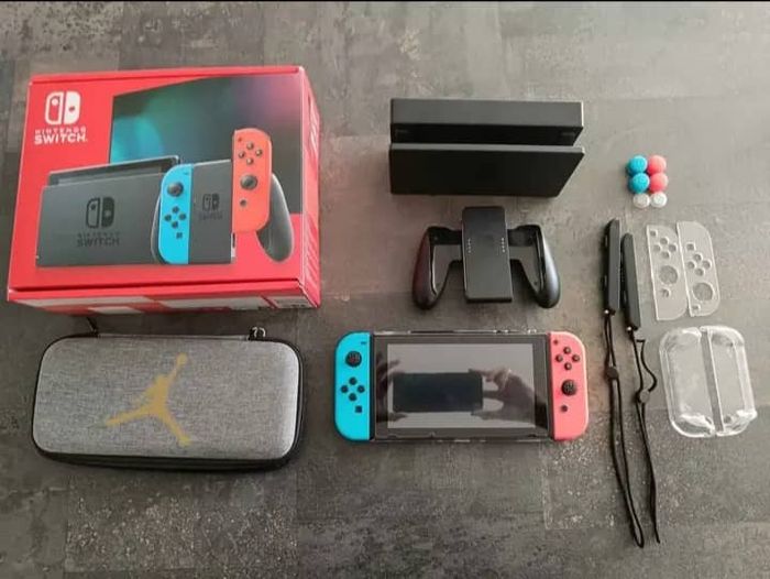 Nintendo Switch - photo numéro 8