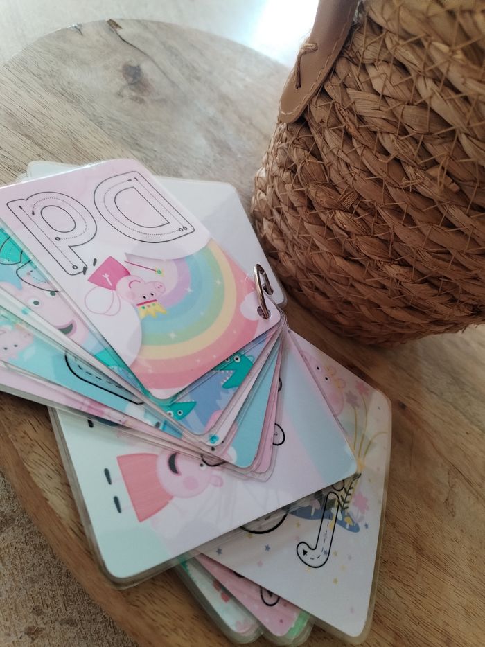 Abécédaire réutilisable Peppa Pig - photo numéro 2