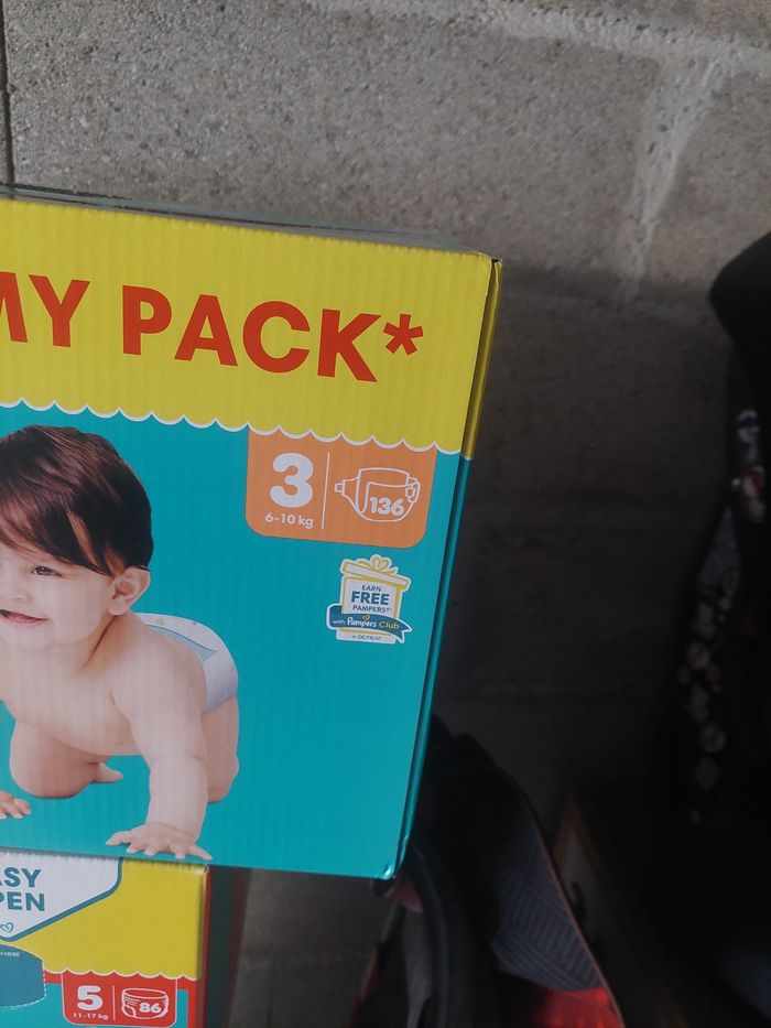 Couches pampers baby dry taille 3 neuve - photo numéro 2