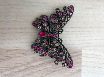Broche papillon