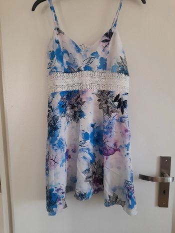 💚 Robe été bleu et blanche fleur