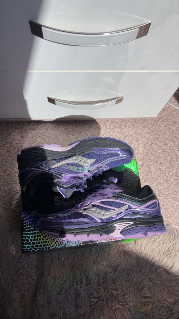 saucony omni 9 violette - photo numéro 2