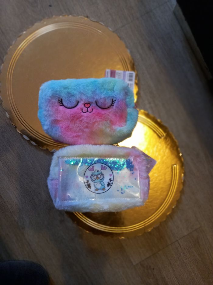 Lot pochettes neuves petite fille cadeau Noël fille - photo numéro 2