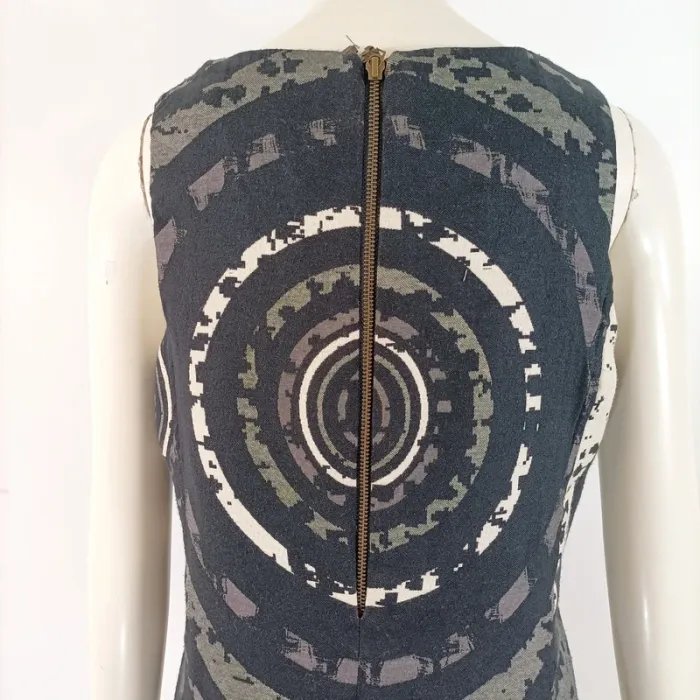 Robe trapèze Desigual noire, rouge et blanche - Taille 38 A433 - photo numéro 7