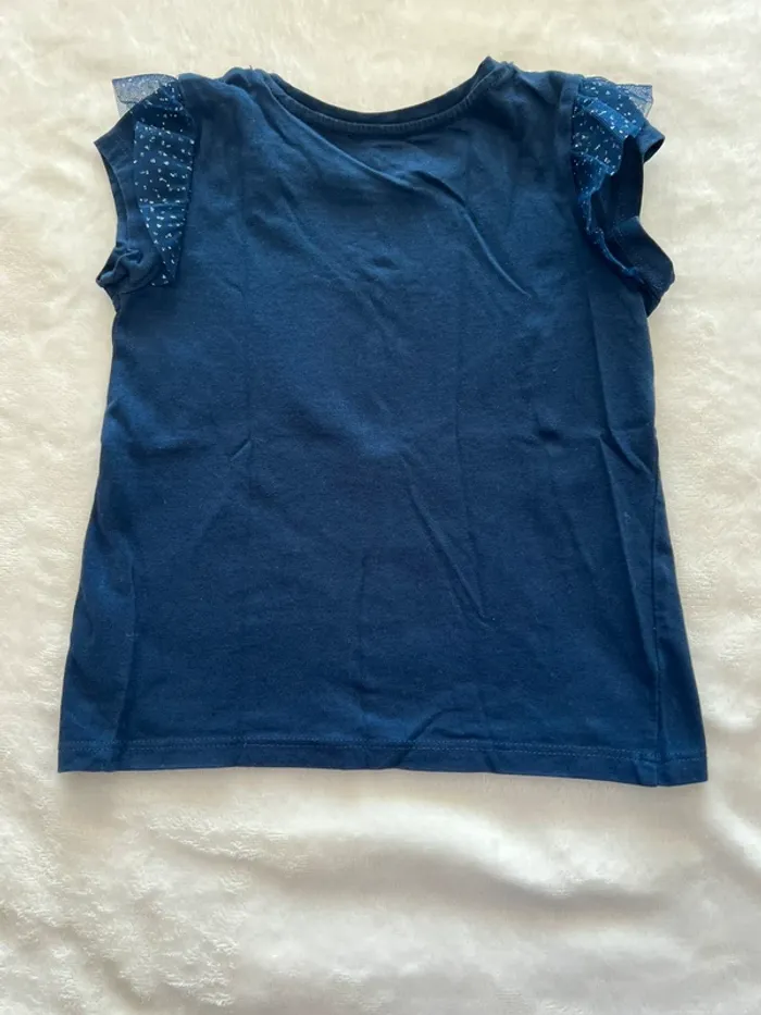 T-shirt reine des neiges C&A taille 110cm - photo numéro 3