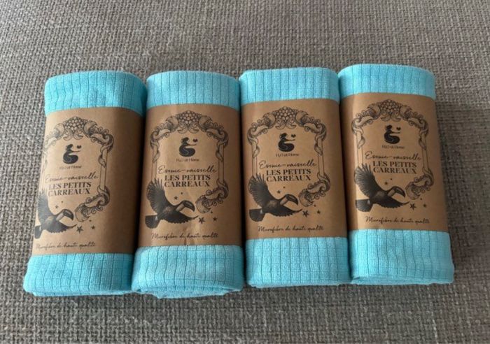 1 torchon petits carreaux  h2o neuf a lunite bleu Caraïbes