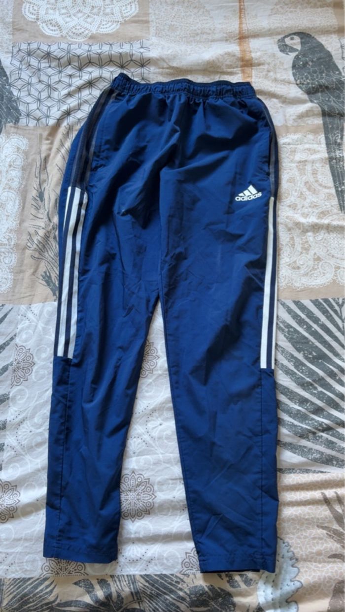Jogging adidas - photo numéro 1